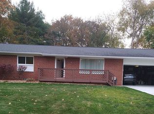 1731 Hollingsworth Dr, Commerce Township, MI 48390