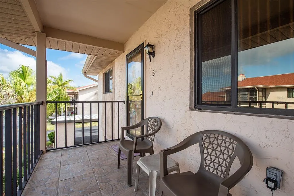 2 bed, 2.0 bath, 1320 sqft, $1,500 — Photo 4