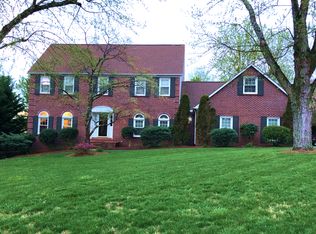 209 Sugarwood Dr, Knoxville, TN 37934