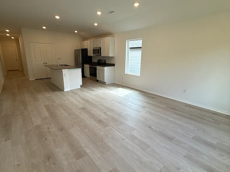 1056 Raven Walk Dr — Photo 5