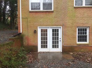 1804 Solomon Rd APT D, Charlottesville, VA 22901