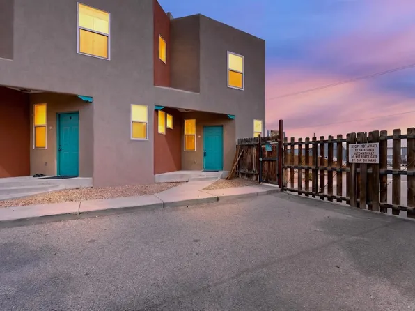 615 Menaul Blvd NW Unit J, Albuquerque, NM 87107