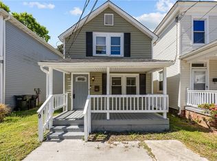 9 Chamberlin Ave W, Hampton, VA 23663