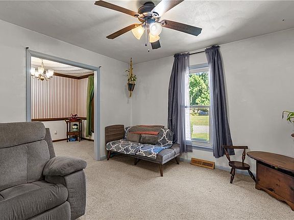 5th image of 2824 Augusta Cir