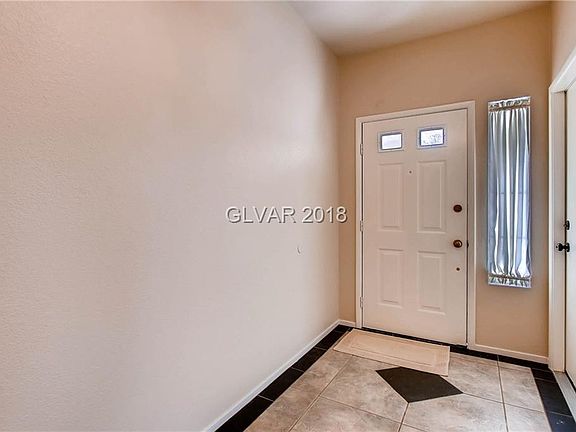 3rd image of 1308 Windycliff Ct