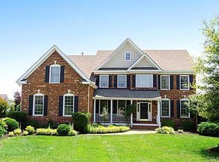 11931 Middlecoff Dr, Chester, VA 23836