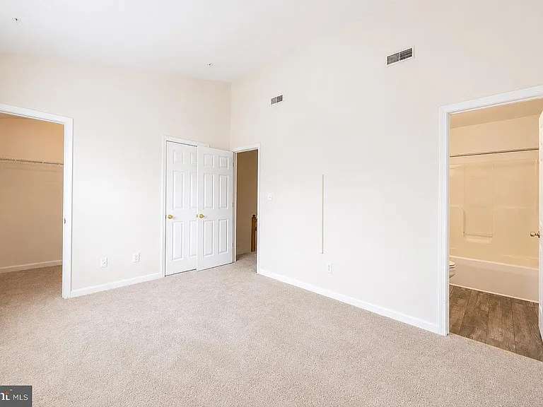 638 Villager Cir — Photo 17