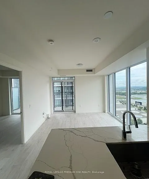 8960 Jane St #1920 — Photo 12