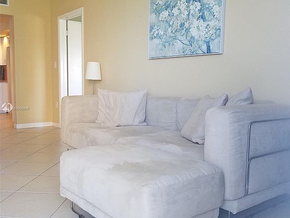 2nd image of 11113 Biscayne Blvd #Penthouse 6