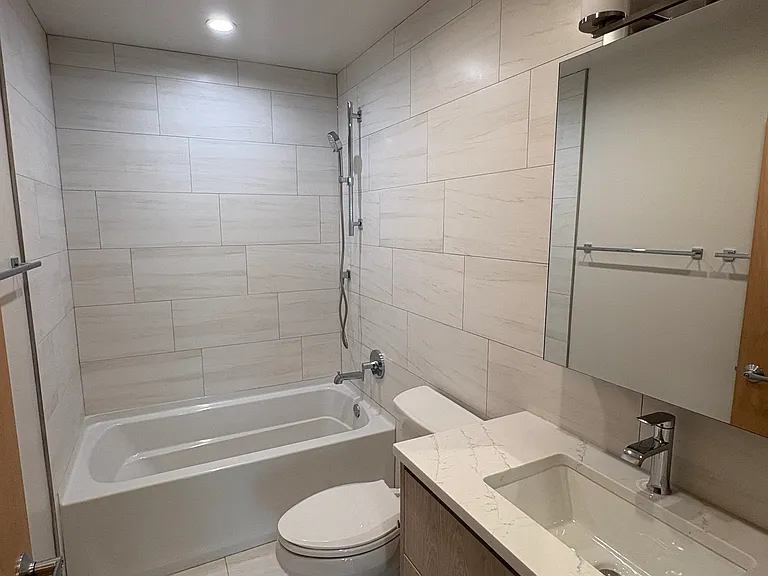 4601 S Ellis Ave #204 — Photo 10