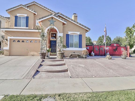 3rd image of 1751 Presidio Way