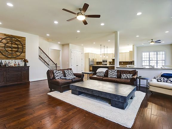 5th image of 13596 S Springs Dr
