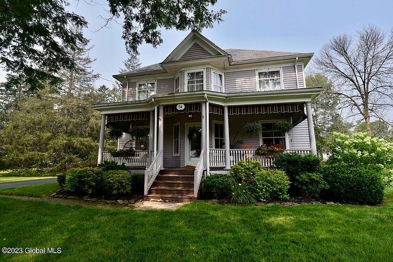 3rd image of 34 N Pawling Street