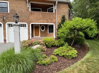 121 E Emerson Rd, Lexington, MA 02420