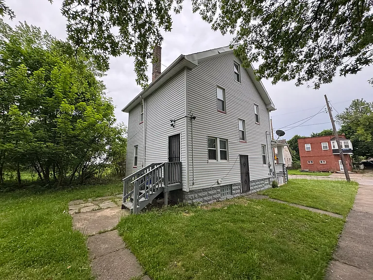 12701 Rexford Ave — Photo 28