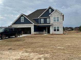 57 Utah St, Fort Mitchell, AL 36856
