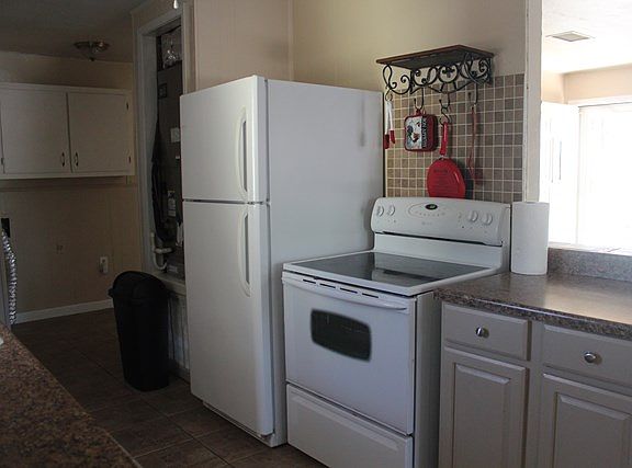 5th image of 1200 N County Road 1110