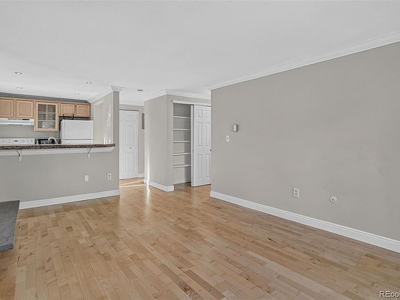 3rd image of 1125 N Washington Street #201