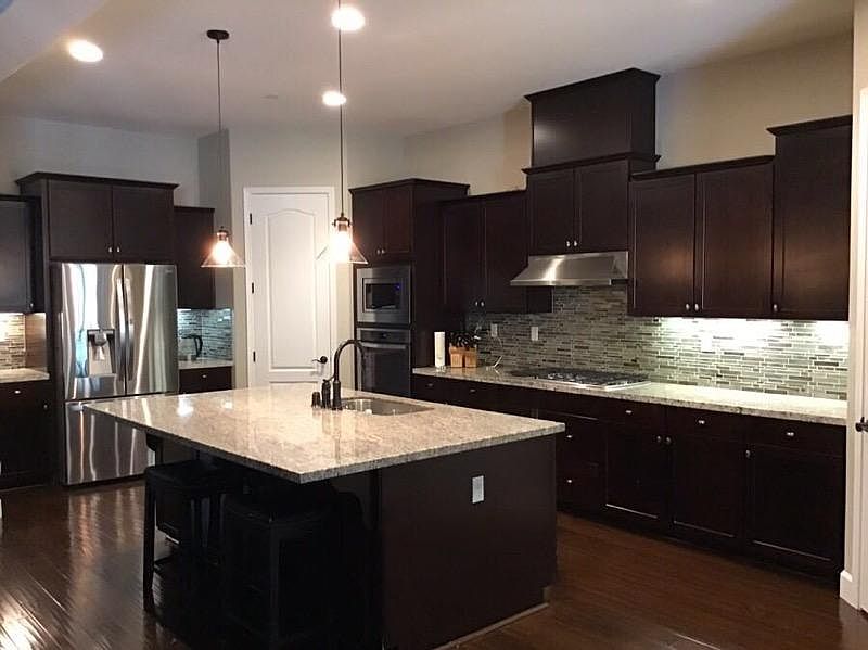 2nd image of 2025 Keystone Dr