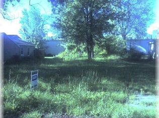 1037 Hannah Ave, Lansing, MI 48906