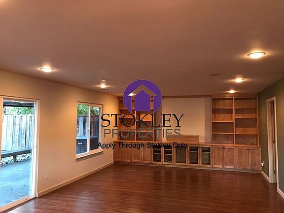 4th image of 231 Baylands Dr