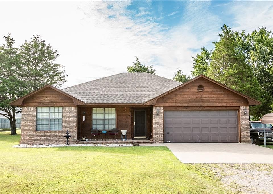 1st image of 515 Shadow Mountain Dr