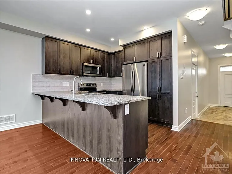502 Muscari St — Photo 10