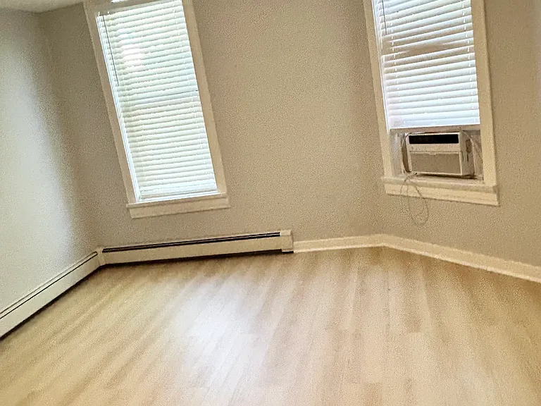 124 B St #3 — Photo 10
