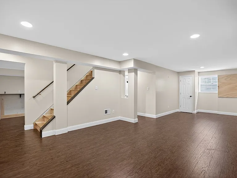 15152 Robbers Roost Ct — Photo 5