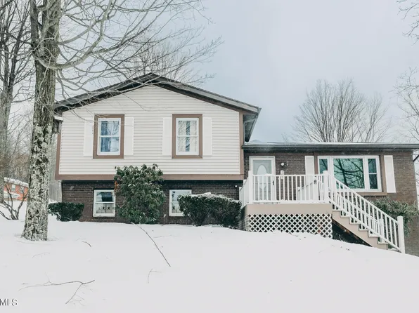 105 Spring St, Ebensburg, PA 15931