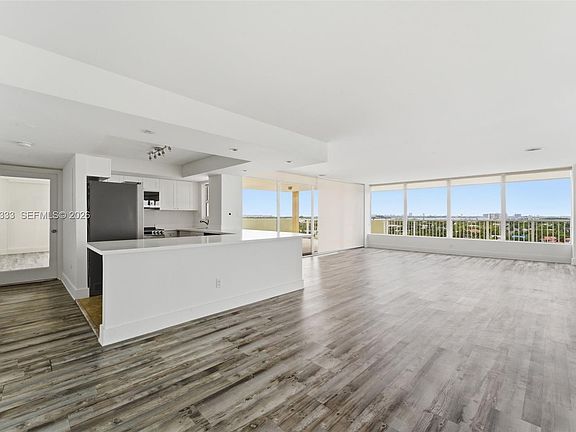 2nd image of 2000 NE 135th St #Penthouse