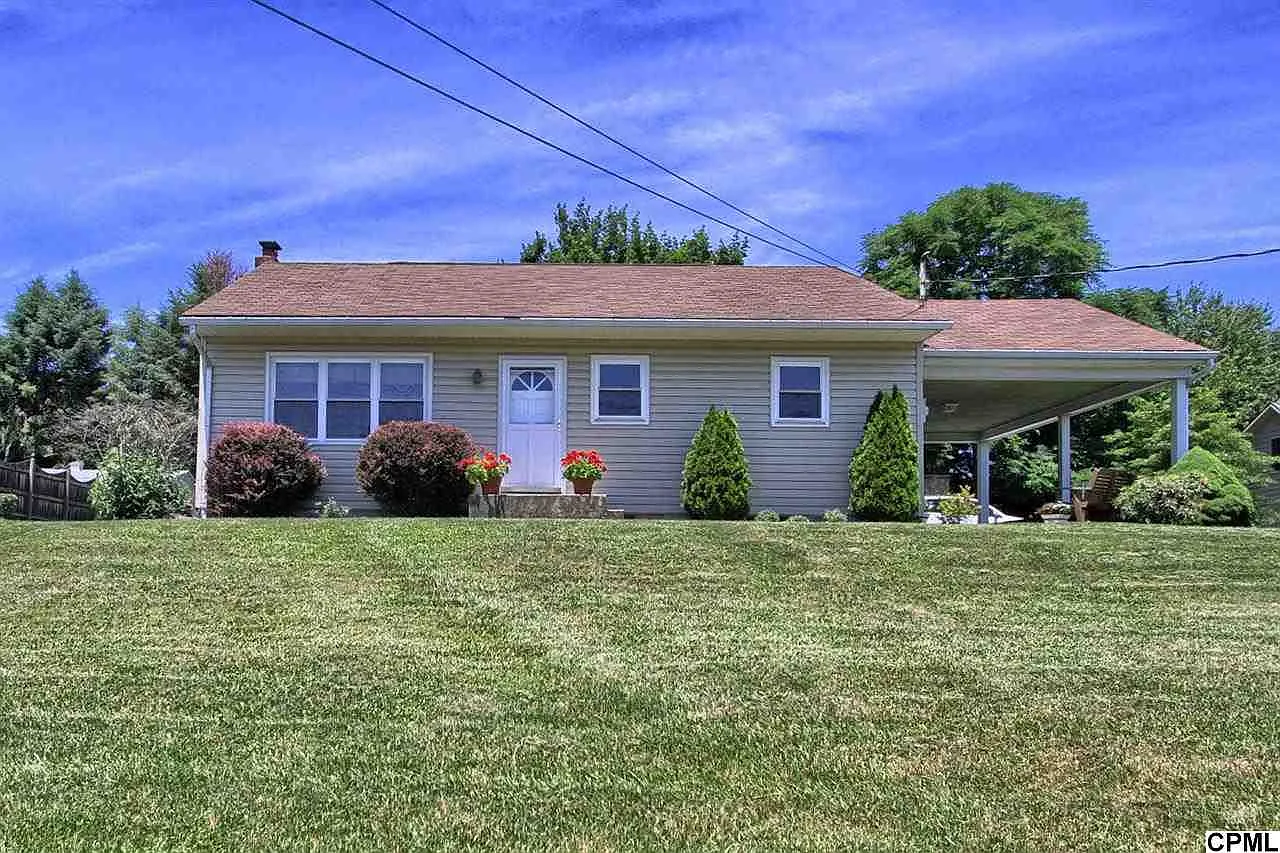 5480 Wertzville Rd photo 1