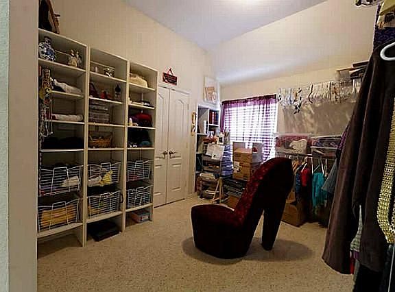 5th image of 3321 Somerset Ln