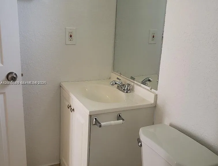 2929 NW 88th St #4 — Photo 4