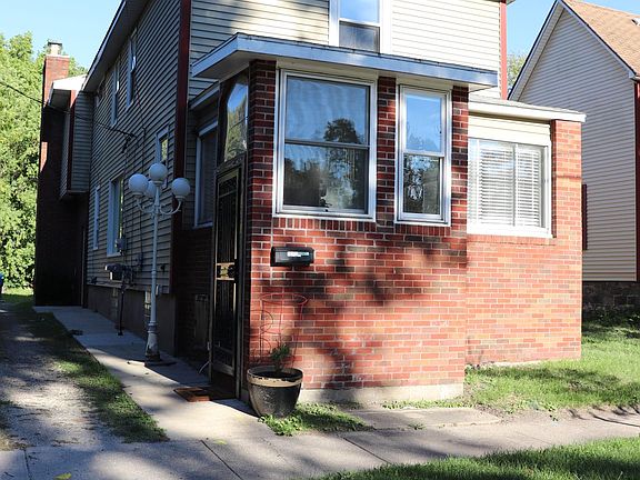 5th image of 1620 N Edwards St #B