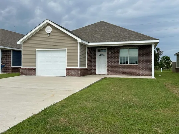 878 Derry Dr, Sulphur, LA 70663