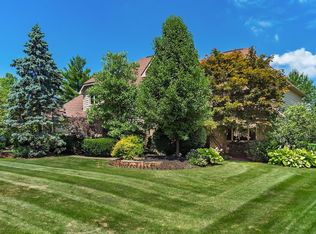212 Deer Meadow Dr, Columbus, OH