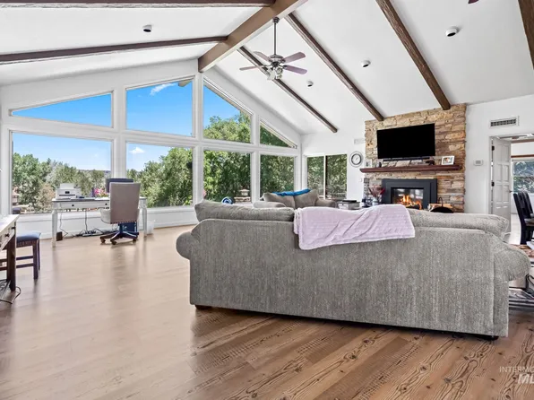 4525 Kanaka Ct, Buhl, ID 83316