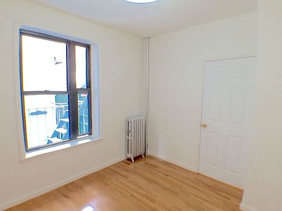 5th image of 749 Driggs Ave APT 7