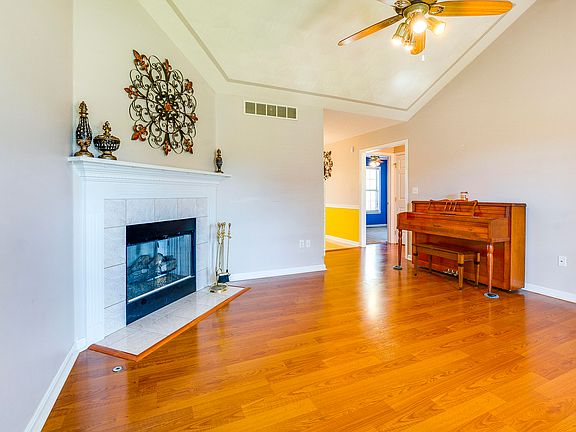 5th image of 6007 Croxie Ct