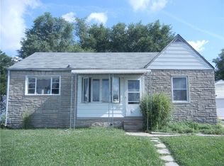 1214 E 38th St, Anderson, IN 46013