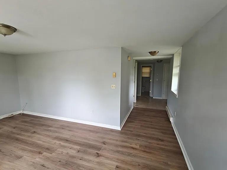 14 Edgewood Rd #13 — Photo 3