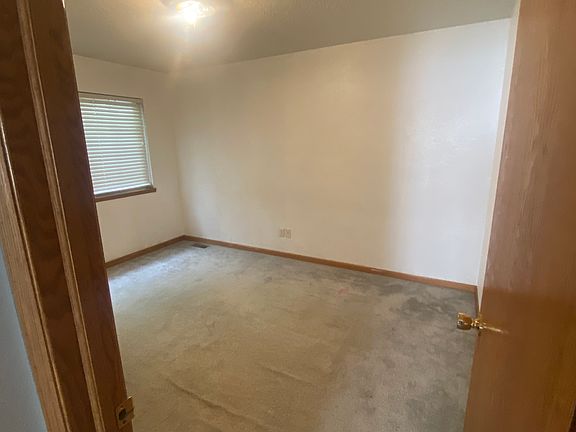 3rd image of 1038 50th Ave