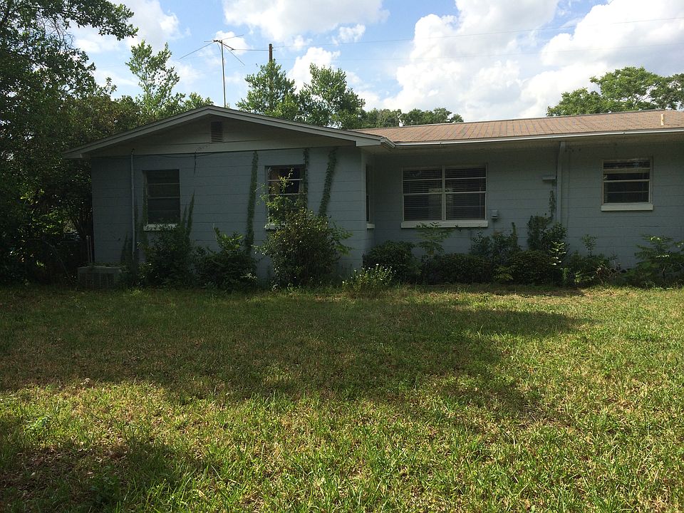 2nd image of 3214 Pickfair St