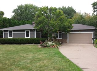 2418 E 41st St, Davenport, IA 52807