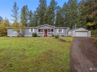 1514 SE Shire Ln, Pt Orchard, WA 98367