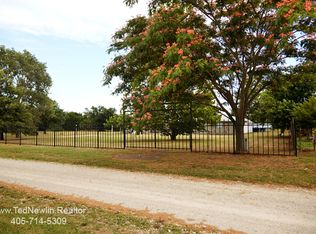 9601 1st St, Glencoe, OK 74032