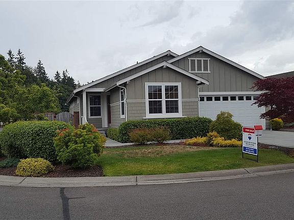 2nd image of 21 W Lobelia Dr
