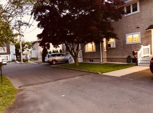 1 Carlson Ct #A, Norwalk, CT 06855