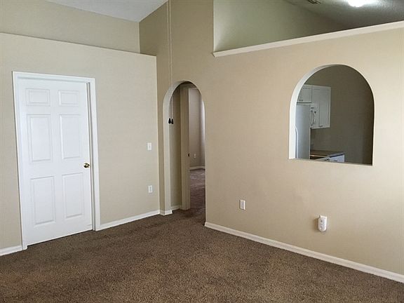 4th image of 12718 Parkbury Dr